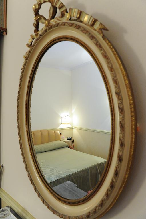 Ristorante Albergo Ca' Vittoria Tigliole Exterior foto